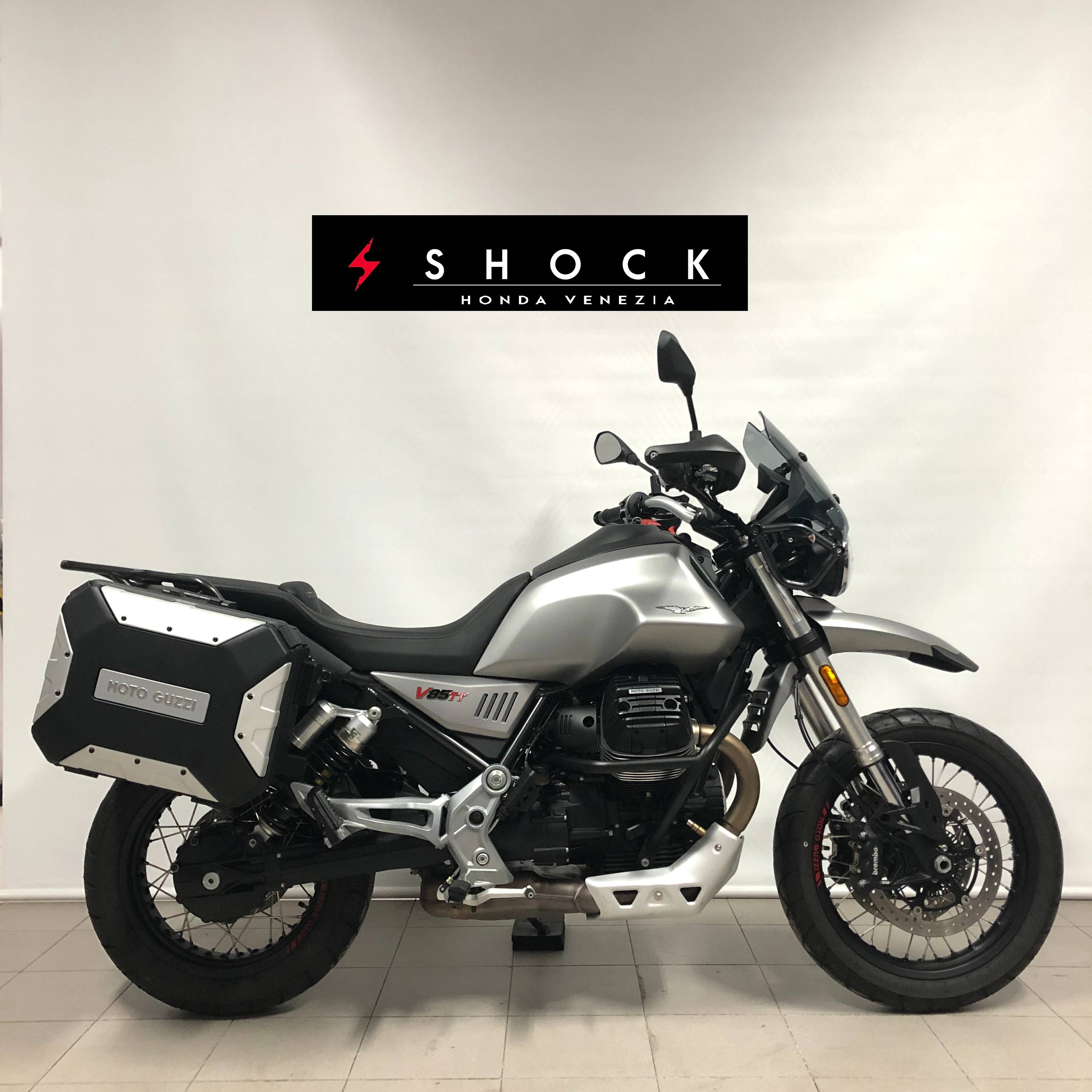 guzzi v85 tt travel usata