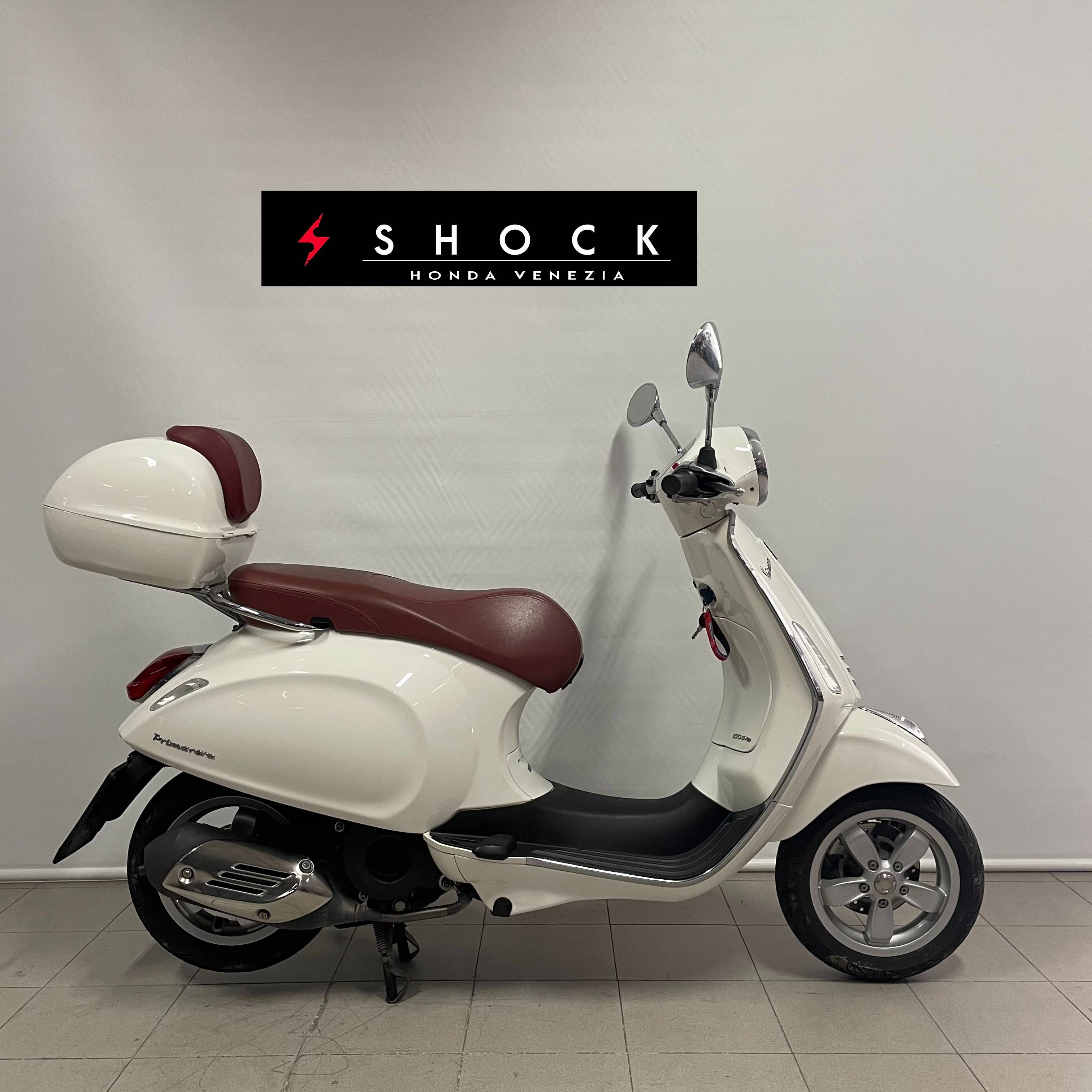 Vendo VESPA 150 PRIMAVERA 3V Usata Shock Honda